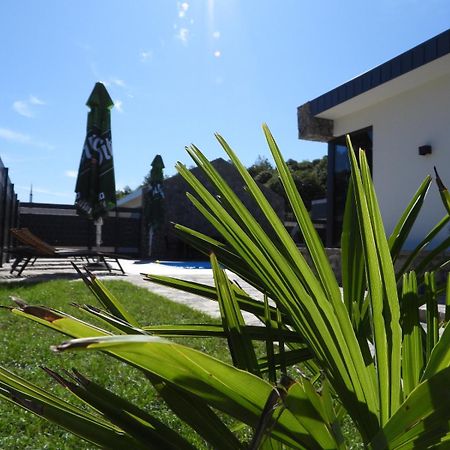 Motel Aladin Cazin Kültér fotó